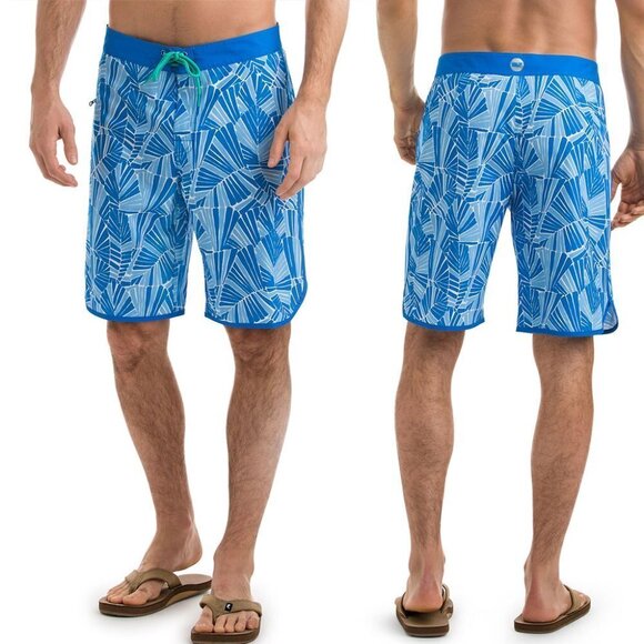 Vineyard Vines Men's Blue Abstract Palms Board Shorts - Size 36 - EUC - Picture 1 of 5
